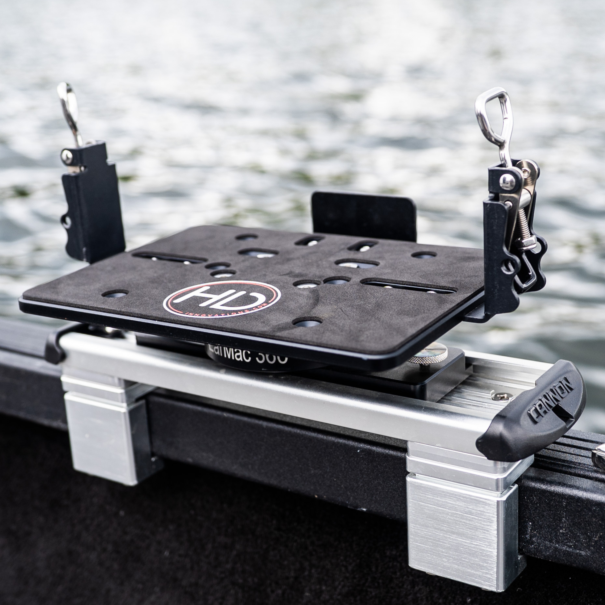 HD SHUTTLE DOCKING SYSTEM W/LARMAC 360 (HDSD-LRMC) – HD Innovations